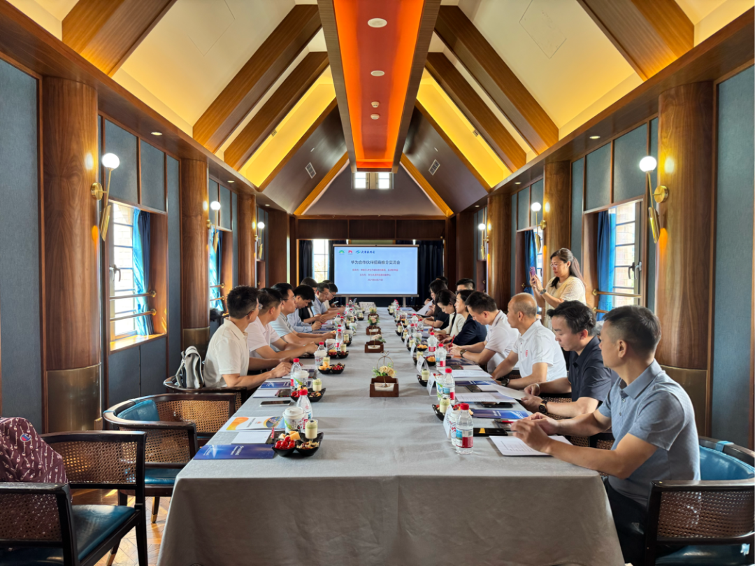 阿尔卑斯 阿尔卑斯